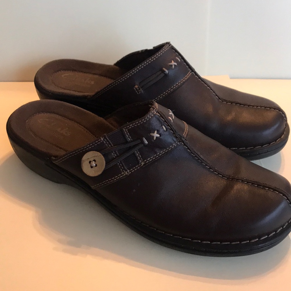 Women’s Brown Clark’s Clogs